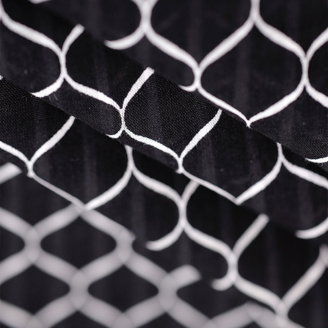 P16-25221-01B – Black Printed Lawn Shirt Fabric