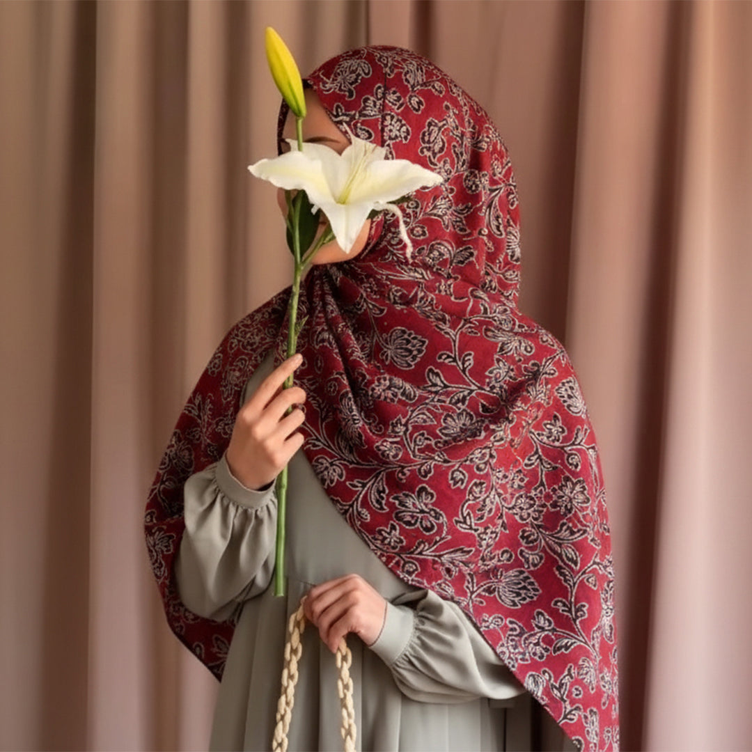 P16-25221-05B – Maroon Printed Lawn Suit Fabric