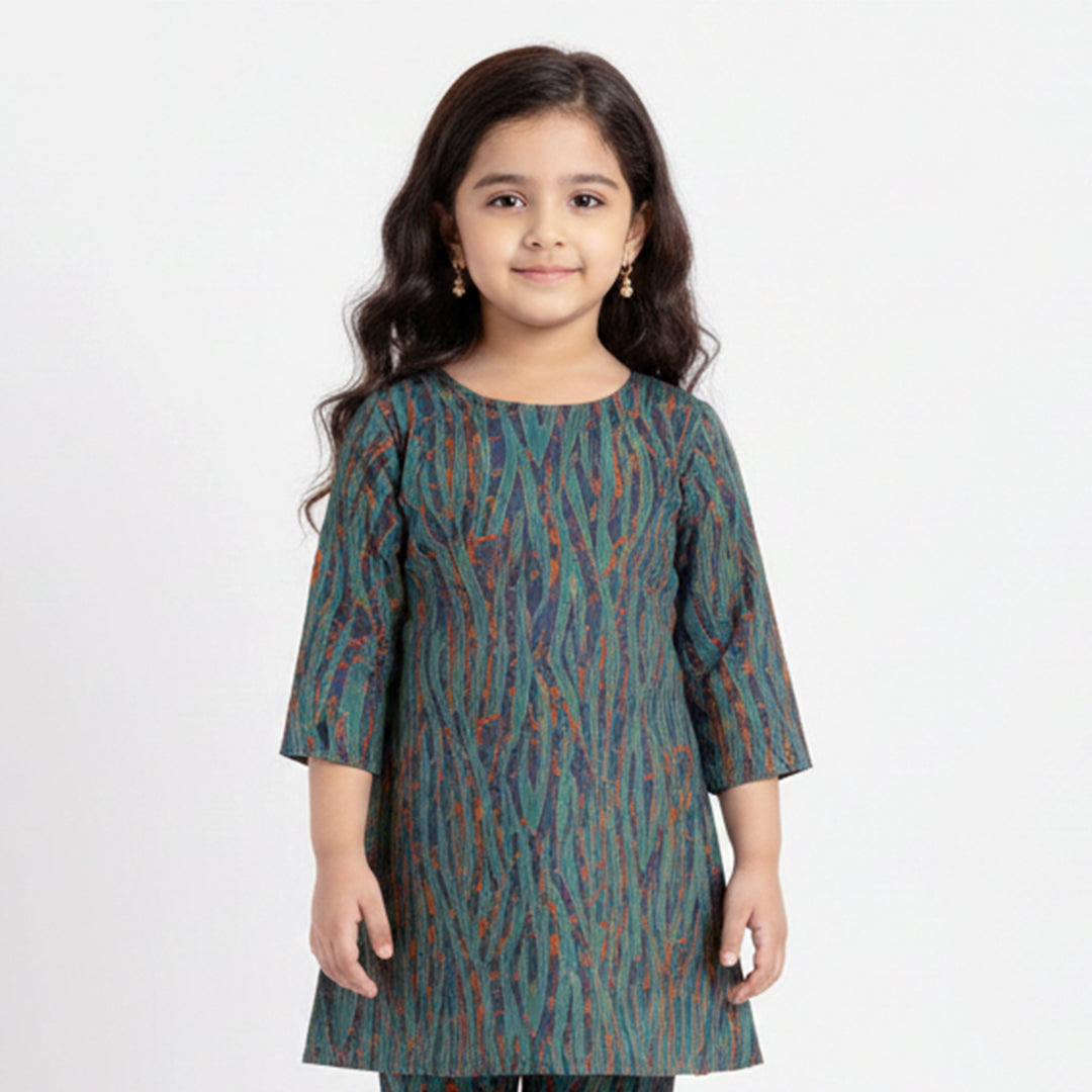 P16-25227-06B Printed Khaddar (Shirt + Trouser)