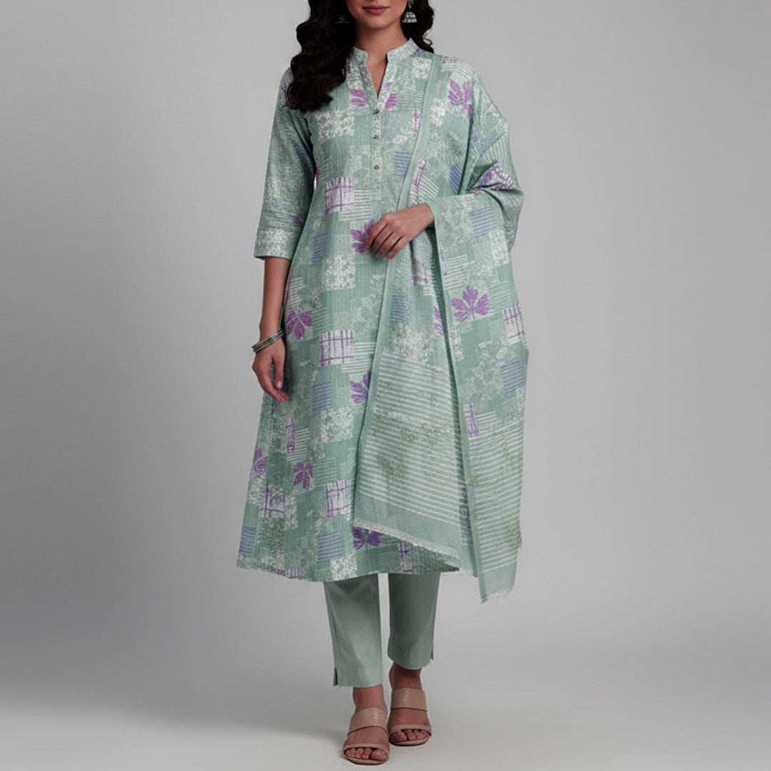 P16-25189-01B – Mint Green Printed Lawn Fabric