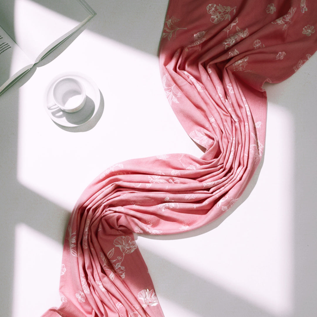 U01-25657-19A Printed Cambric Lawn