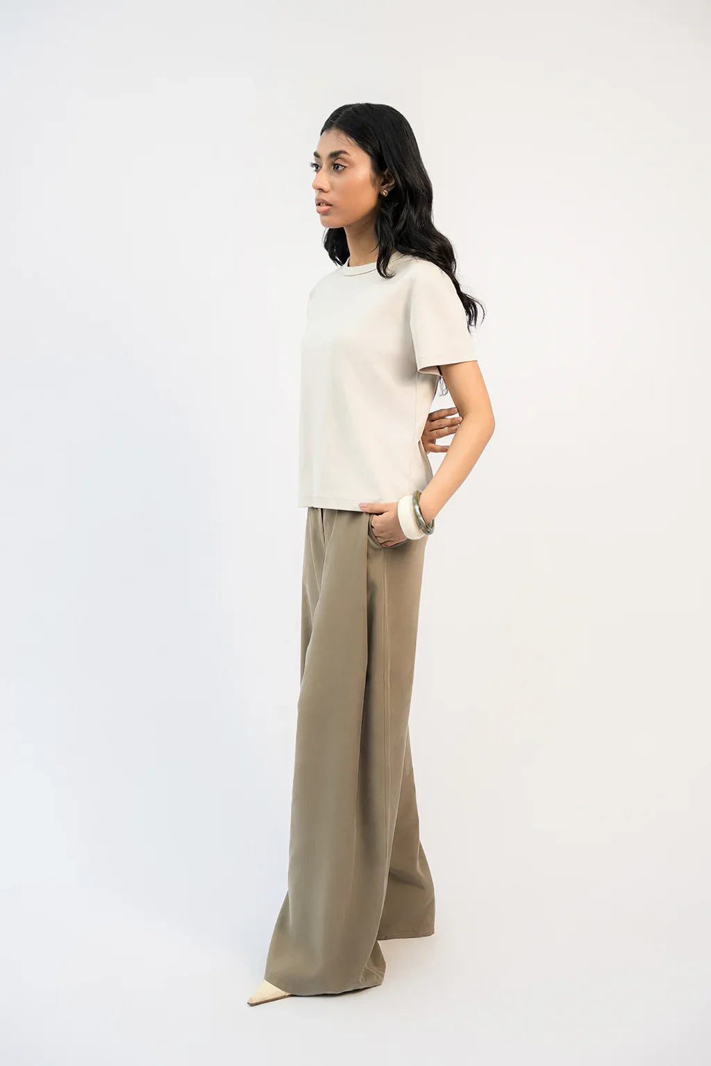 Everyday Regular Tee - Beige